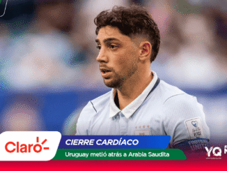 Portrait of a male footballer in a light-blue jersey on a colorful broadcast banner with logos (Claro, YQ Mundial 2026) and the headline 'CIERRE CARDIACO'