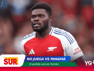 Footballer in Arsenal-style red and white kit on a SUR promo banner reading 'NO JUEGA VS PANAMÁ' for a Toronto match despt promo image