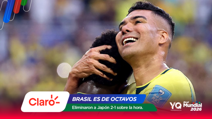 Two Brazilian football players hug in celebration on a colorful sports banner with the Claro logo and the headline 'BRASIL ES DE OCTAVOS'.