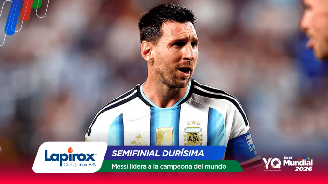 Lionel Messi in Argentina jersey on a blurred stadium background with sponsor banners reading 'Semifinal Durísima'.